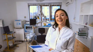 Dr Dunja Nešić u ordinaciji